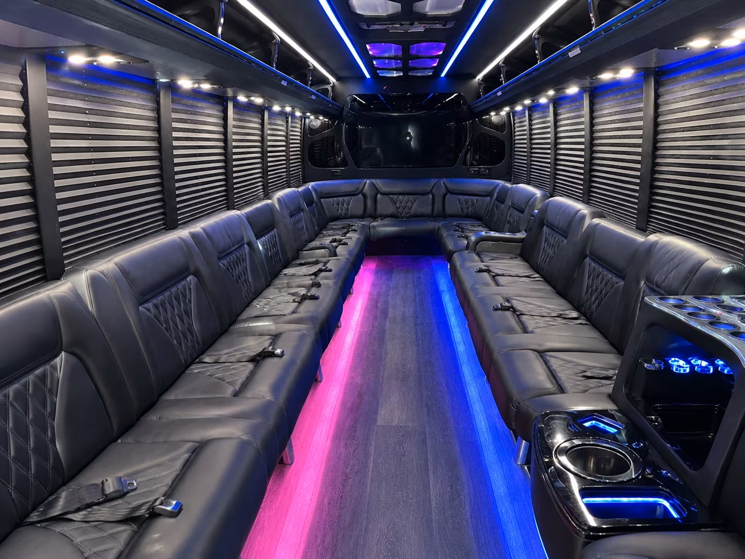 carowinds theme park charlotte party bus rental