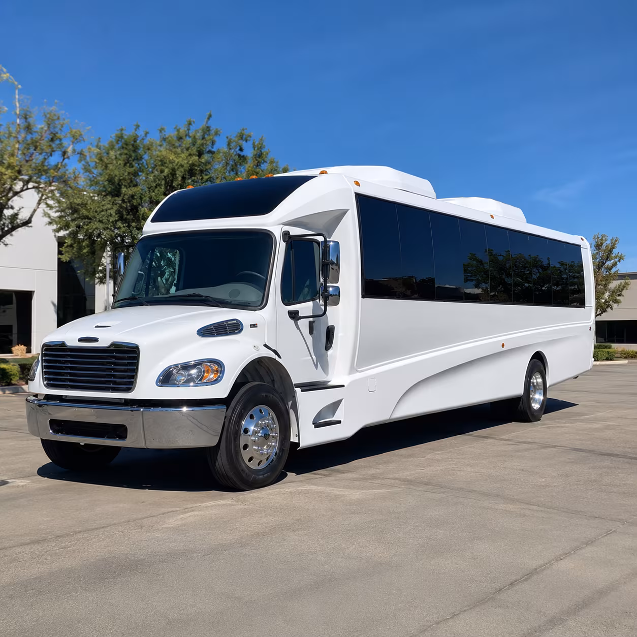 charlotte 18 passenger minibus