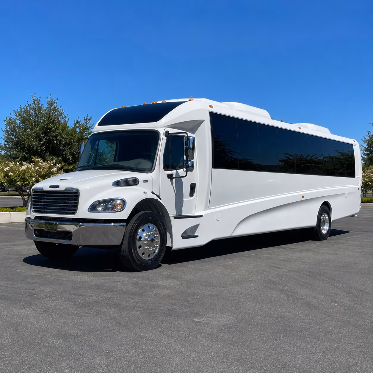 charlotte 20 passenger minibus