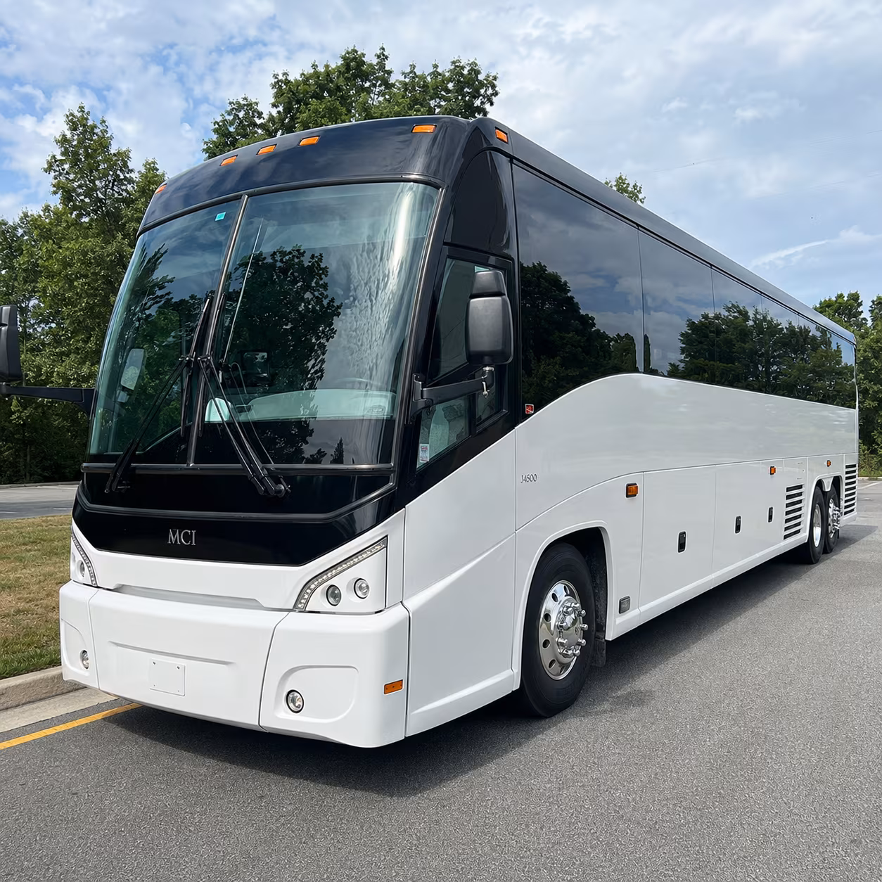 charlotte douglas international airport clt charter bus rentals group transfers