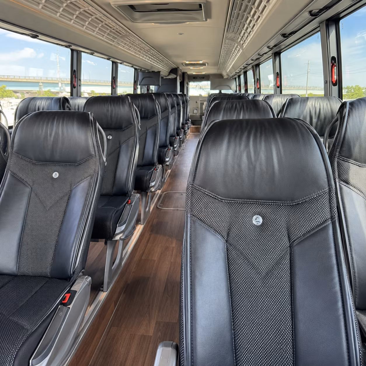 long distance bus trips from charlotte to the smoky mountains and asheville