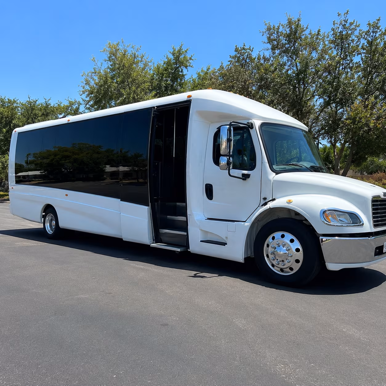 rent a minibus in charlotte for smaller prom groups that want to ride together