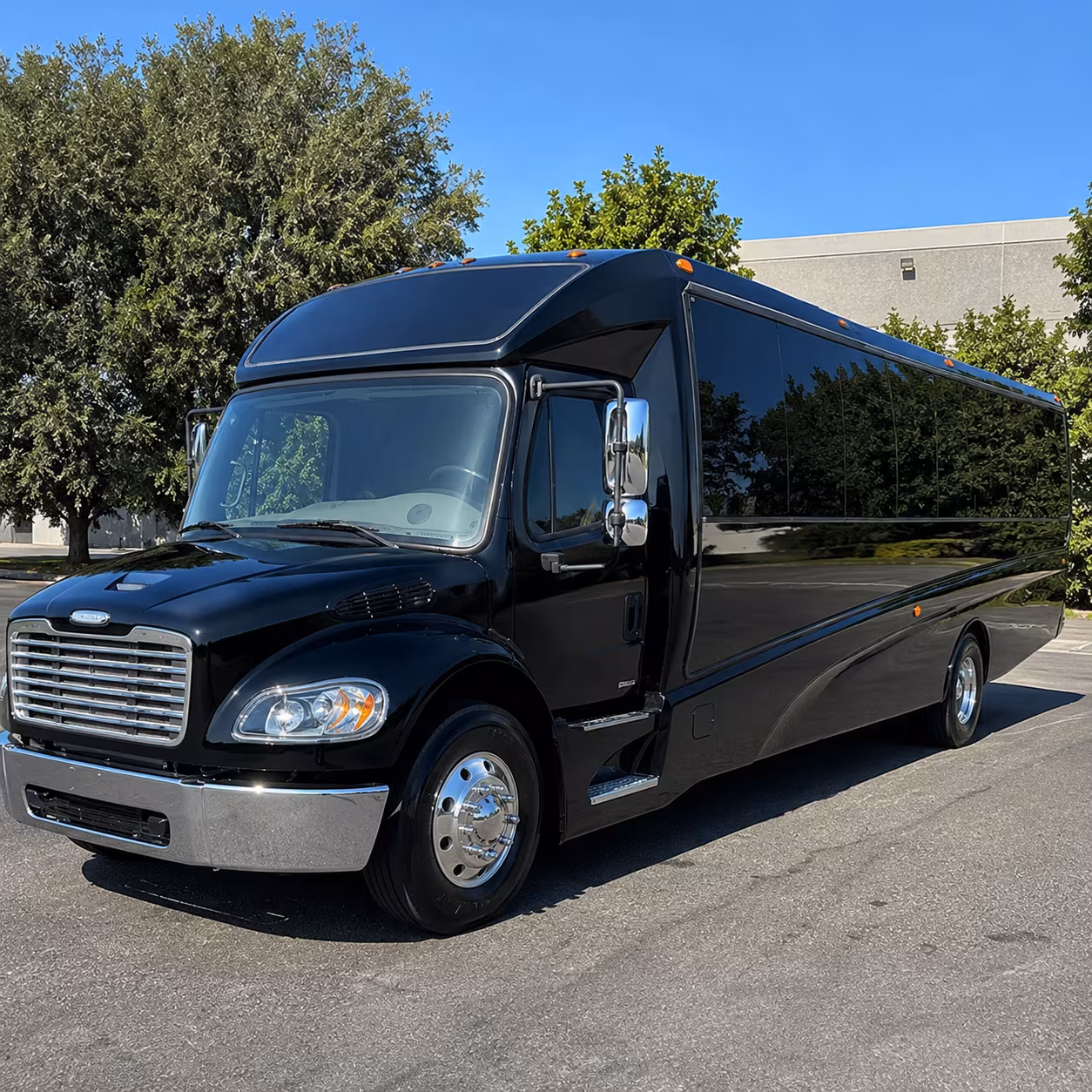 shuttle buses to skyla credit union amphitheater and outdoor venue shows